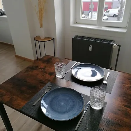 Business Mit Neuem Bad / Wlan / Smart-tv / Kueche